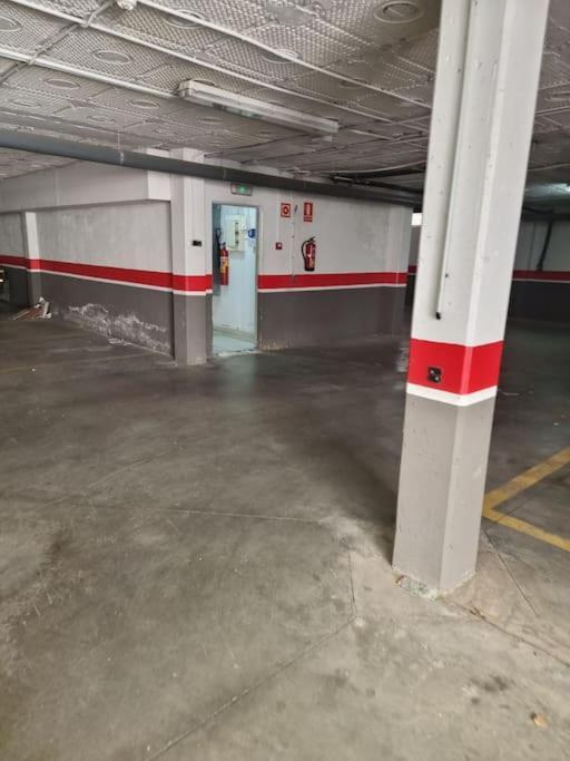 Alojamiento Con Piscina Y Parking En Sevilla 拉阿尔加瓦 外观 照片